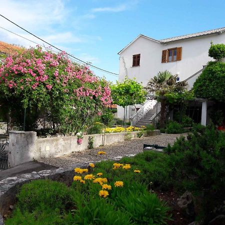 Dobrinj Apartment 2 Εξωτερικό φωτογραφία